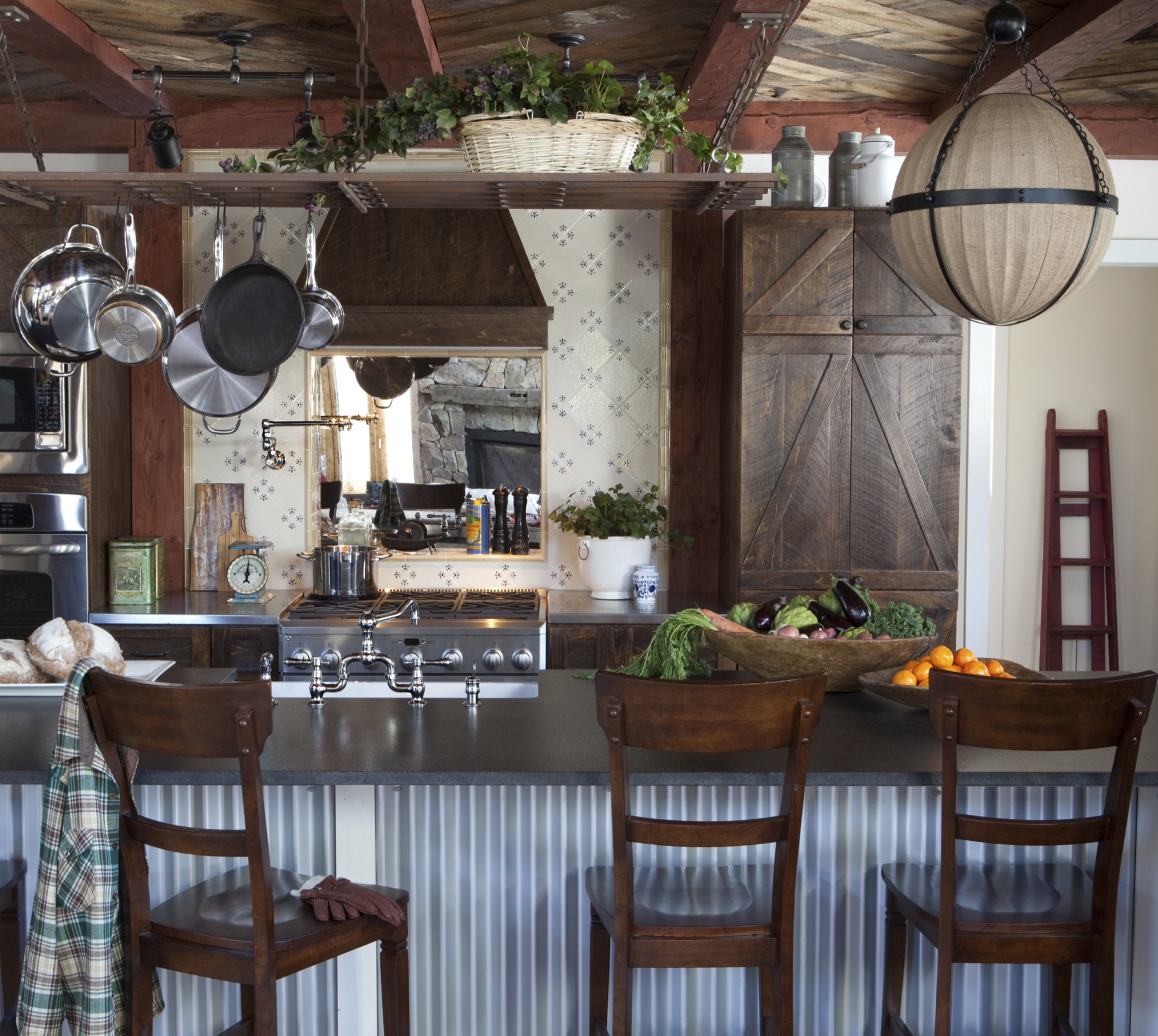 Woodstock — interior photo 1 of 4